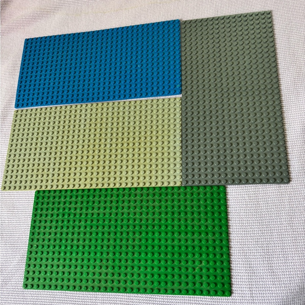 Lego vintage baseplate 16x32 Lot of 4 green gray blue tan / sand